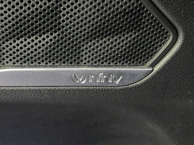 Used 2020 Hyundai Santa Fe SEL w/ Convenience + Premium Package image 10