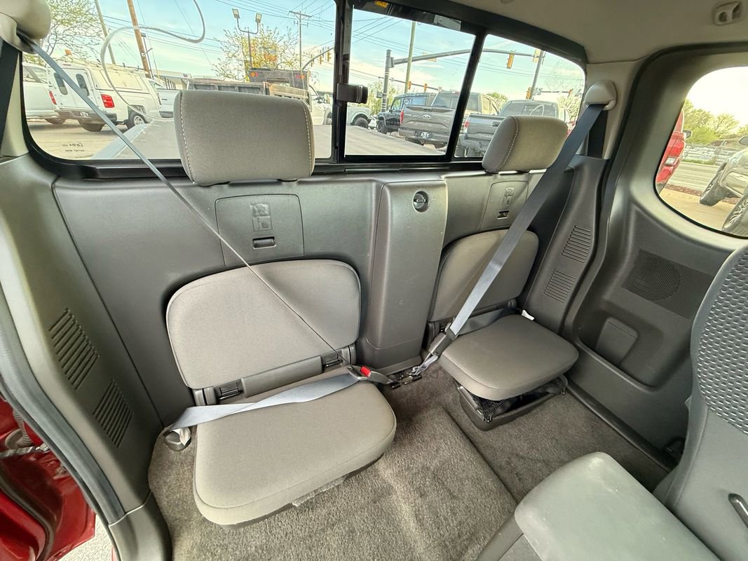 Used 2012 Nissan Frontier SV w/ Sport Appearance Pkg image 23