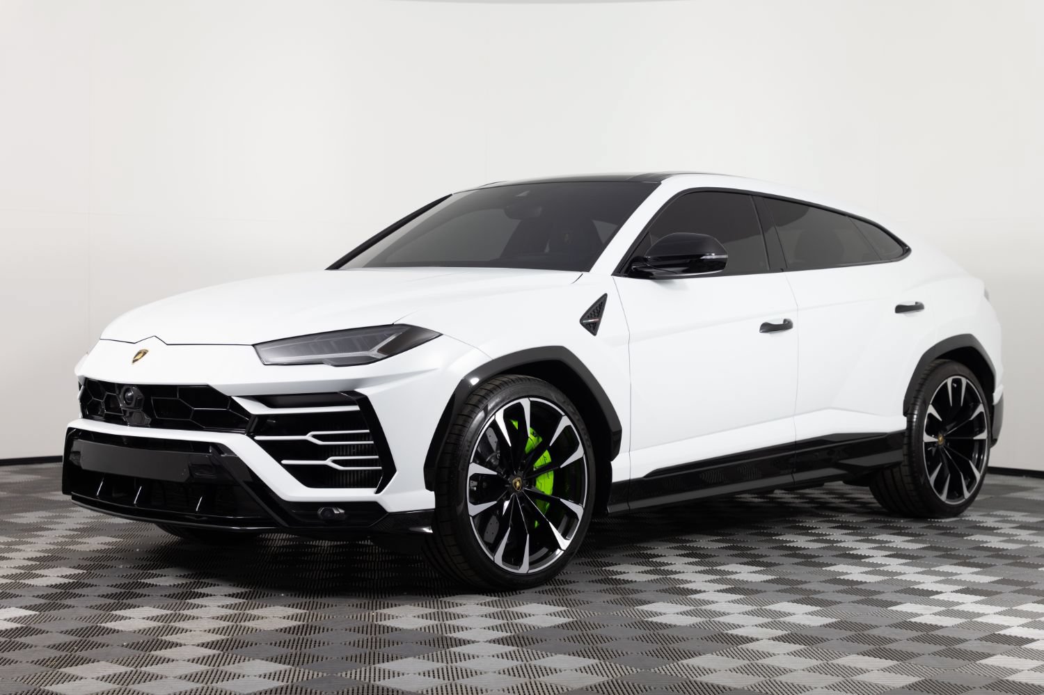 Used 2021 Lamborghini Urus
