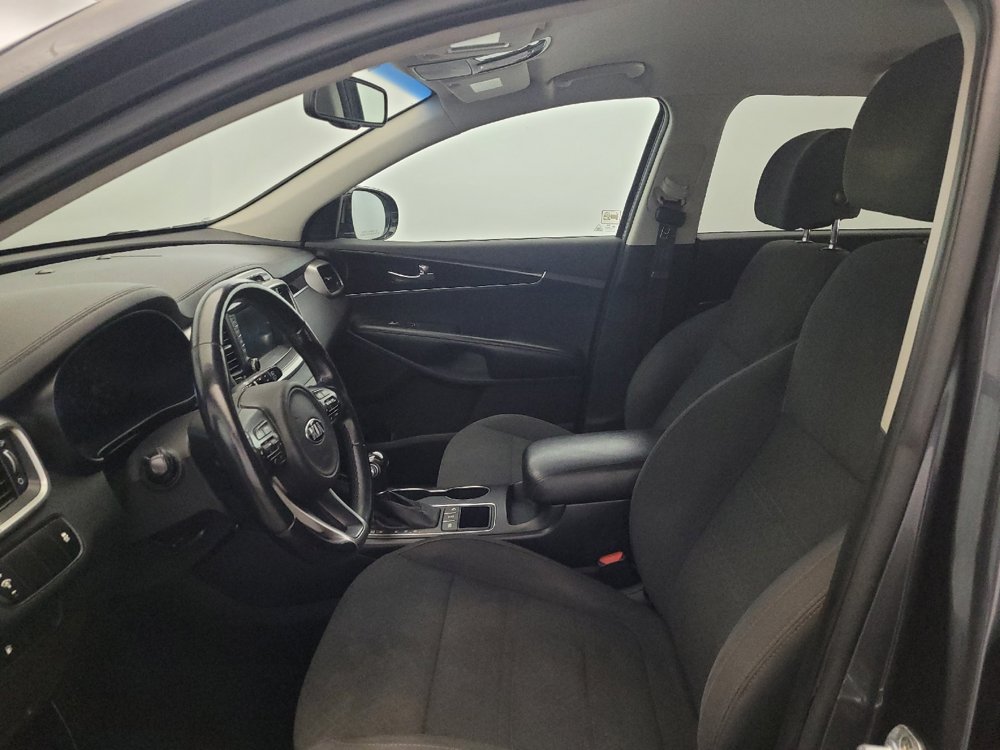 Used 2017 Kia Sorento AWD w/ LX Convenience Package image 17