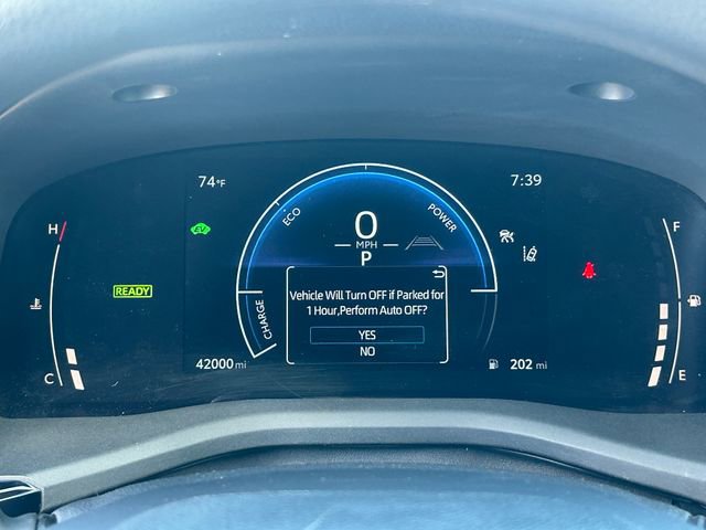 Used 2025 Toyota Camry LE FWD image 22