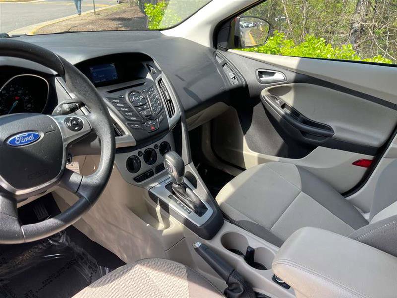 Used 2014 Ford Focus SE image 84
