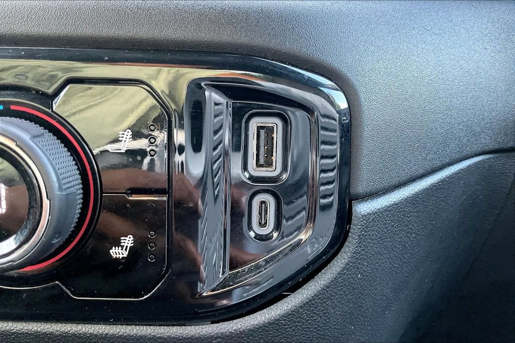 Used 2026 Chevrolet Silverado 1500 LT AWD/4WD image 18