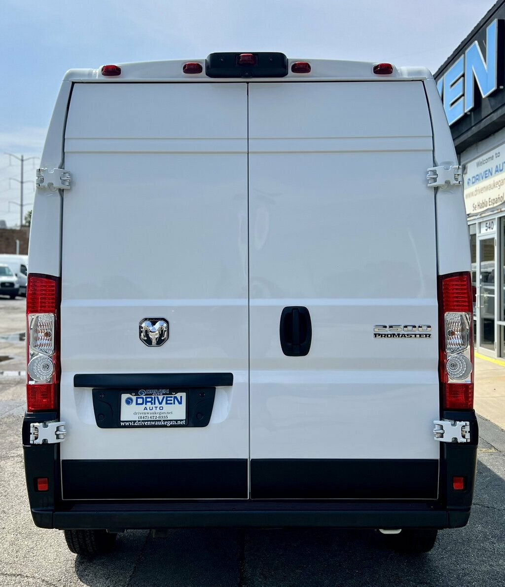 Used 2025 RAM ProMaster 2500 w/ Convenience Group FWD image 30