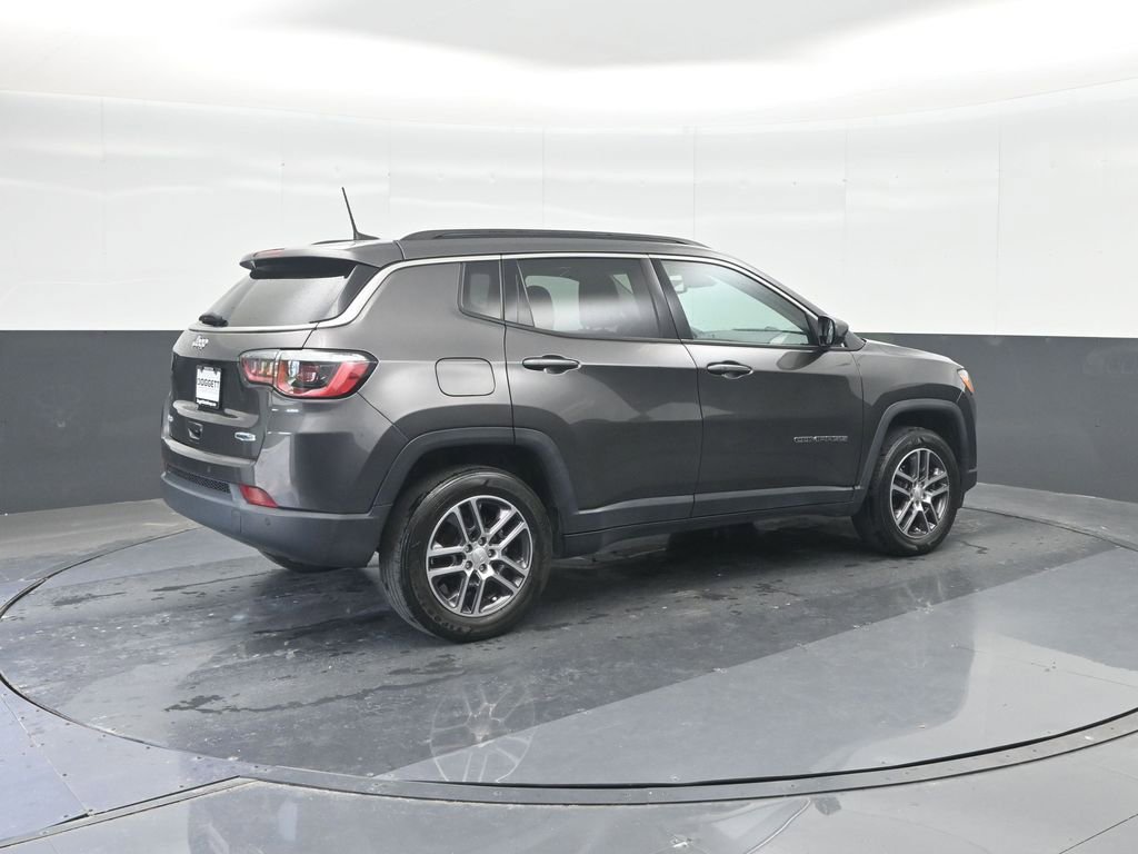 Used 2020 Jeep Compass Latitude AWD/4WD image 15