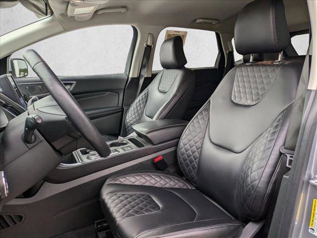 Used 2024 Ford Edge Titanium image 14