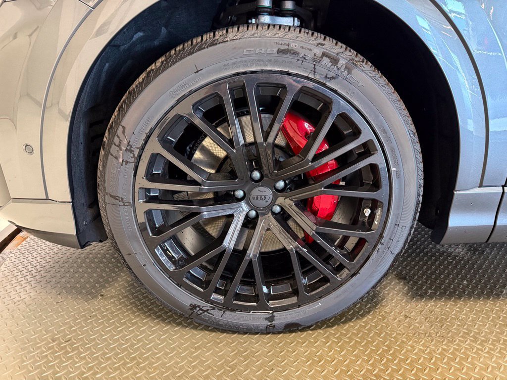 New 2027 Audi SQ8 Prestige AWD/4WD image 30