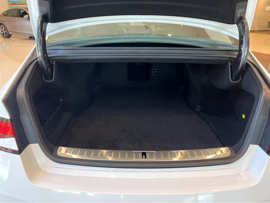 New 2025 Genesis G90 3.5T image 30