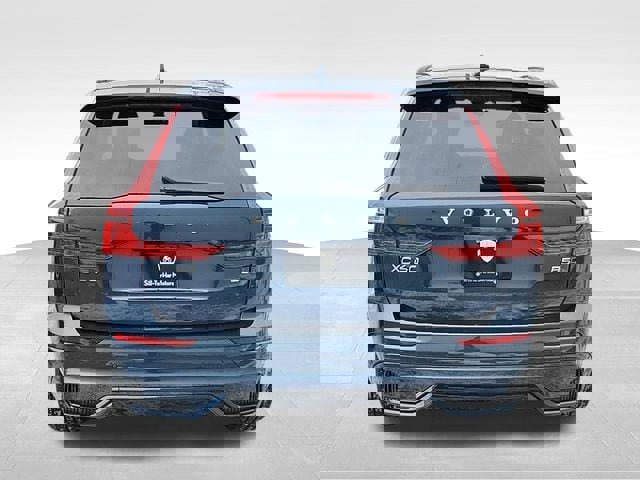 Certified 2025 Volvo XC60 B5 Plus w/ Climate Package image 4