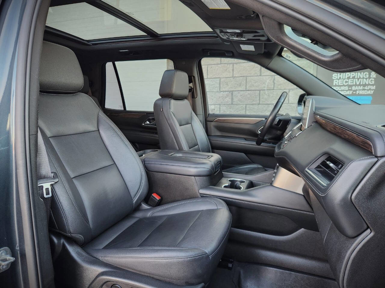 Used 2021 Chevrolet Tahoe Z71 w/ Luxury Package image 9