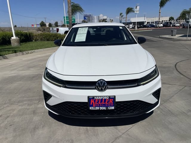 Used 2025 Volkswagen Jetta Sport FWD image 3