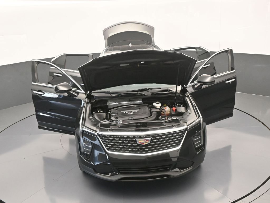 Used 2024 Cadillac XT4 Premium Luxury image 77
