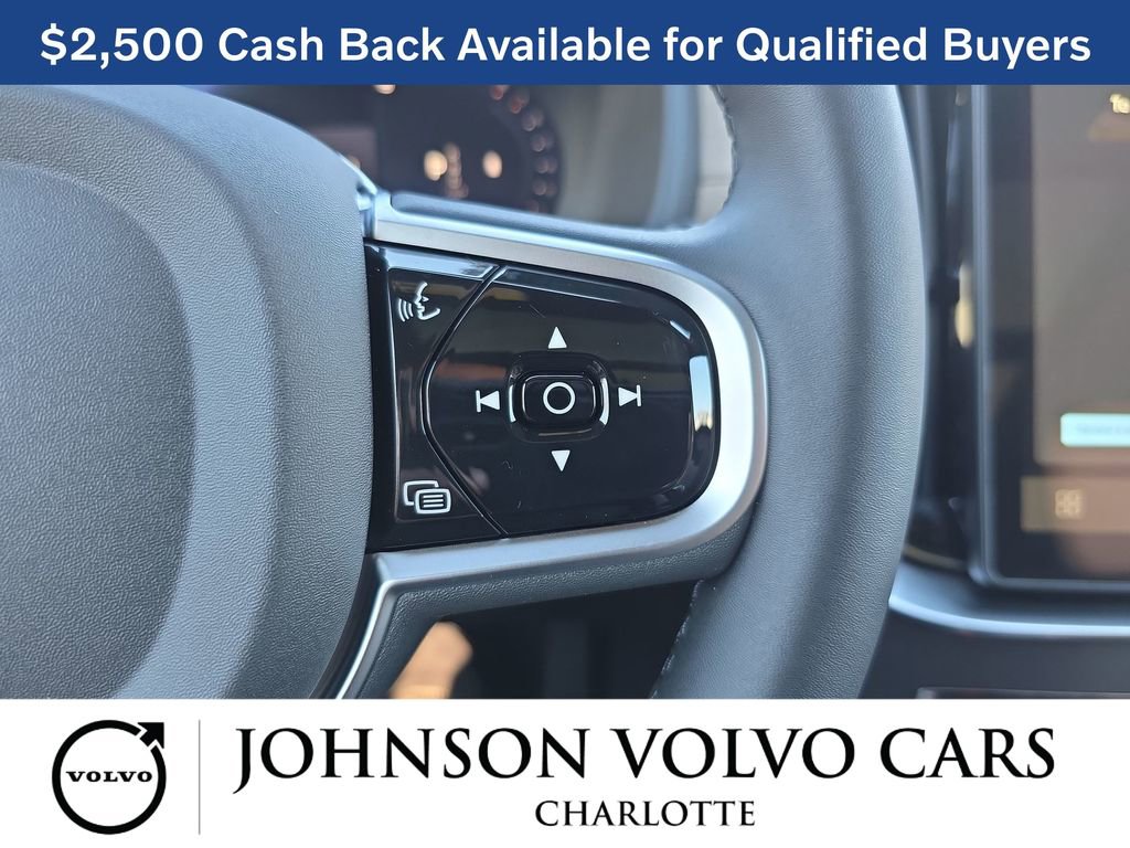 New 2026 Volvo XC90 B6 Plus w/ Protection Package Premier image 20