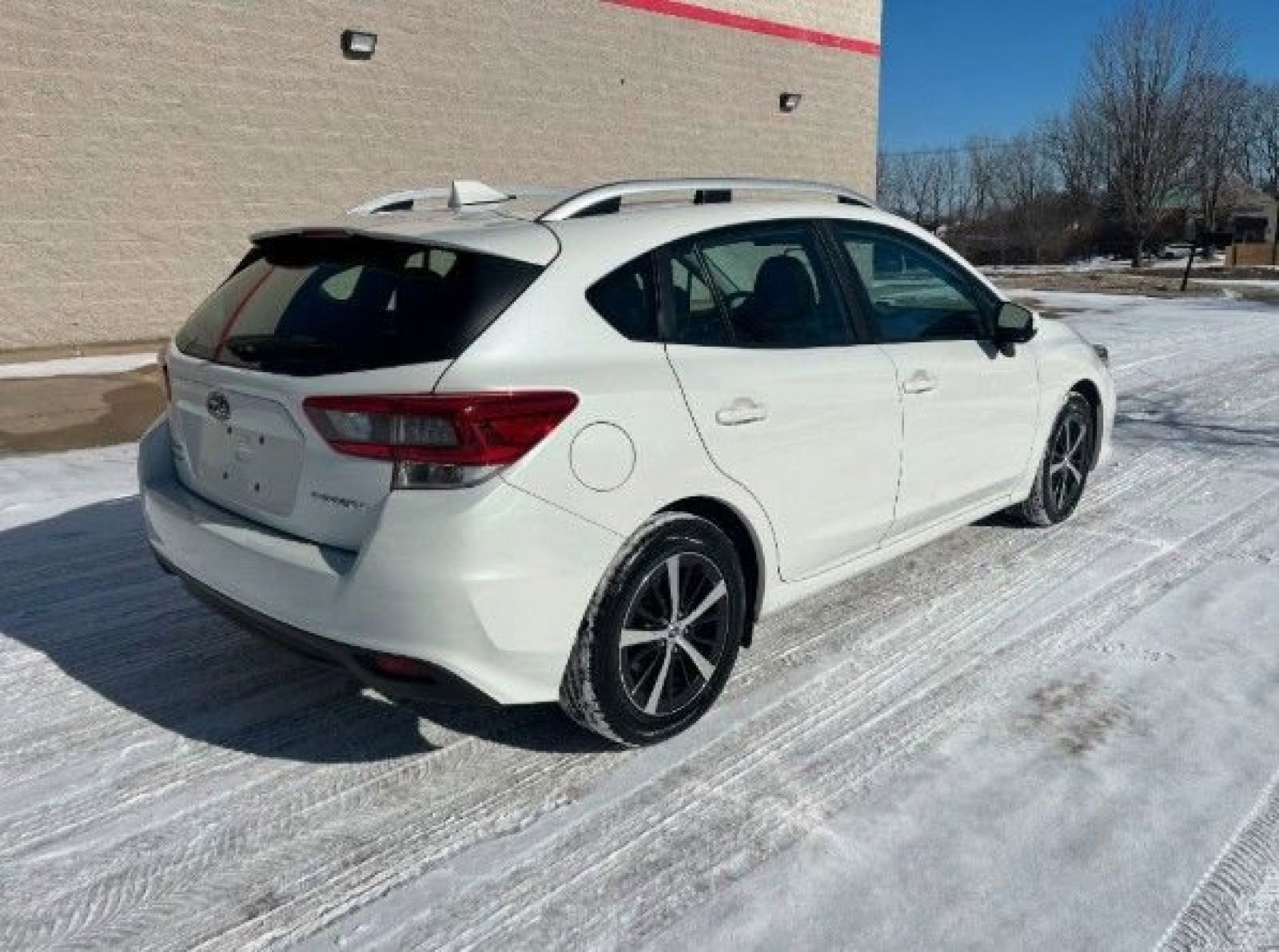 Used 2023 Subaru Impreza Premium image 6