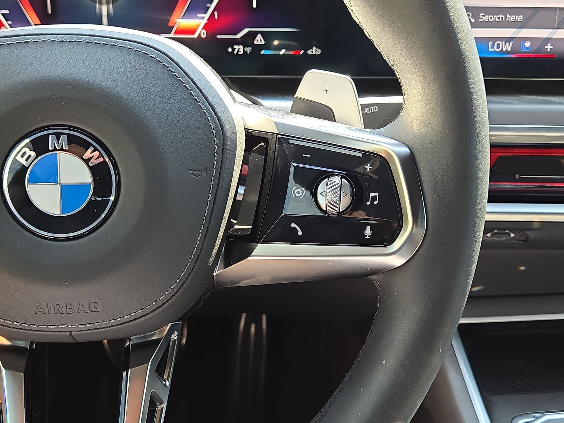 Used 2023 BMW 760i xDrive AWD/4WD image 21
