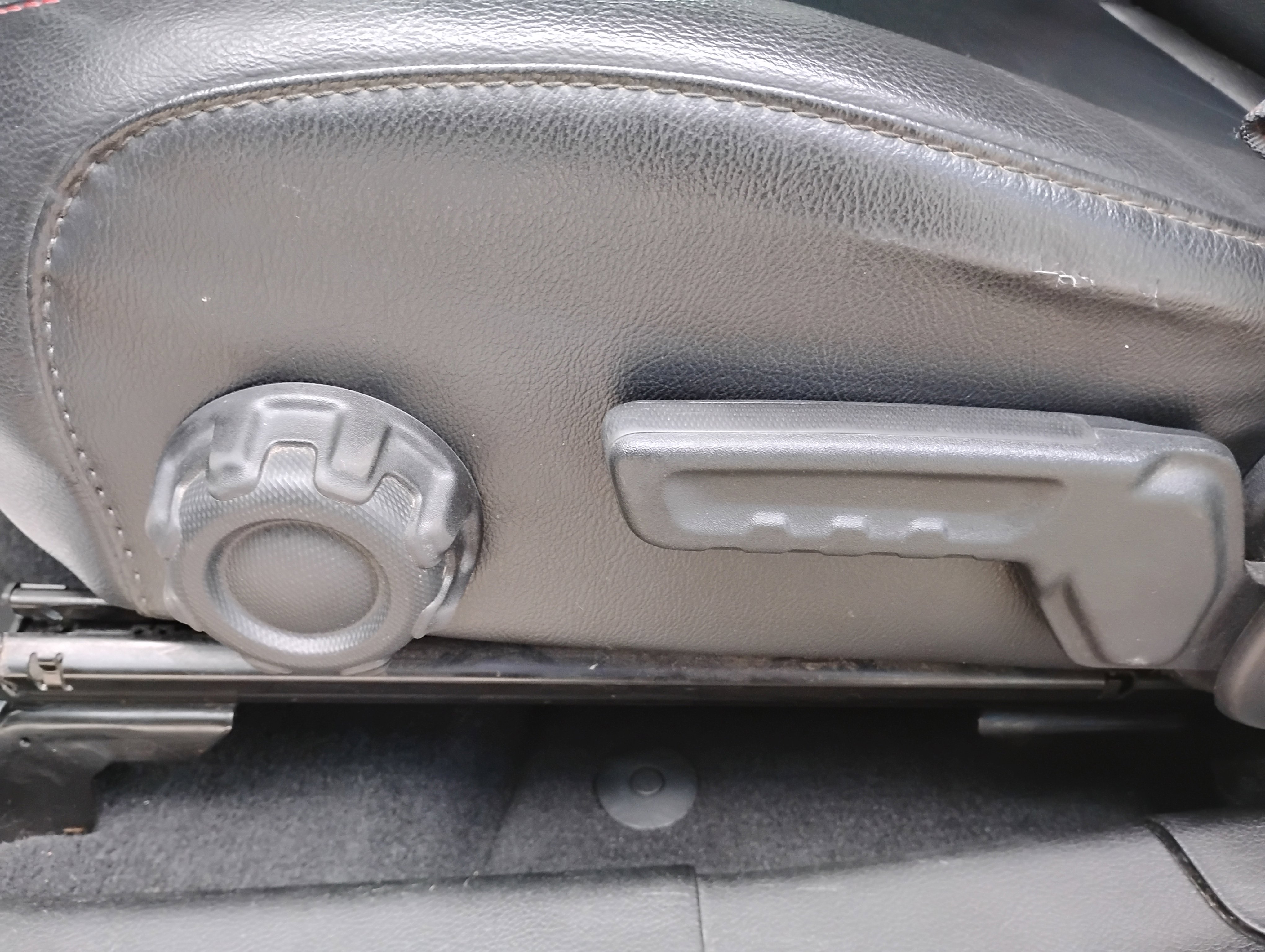 Used 2018 Jeep Wrangler Unlimited Rubicon image 15