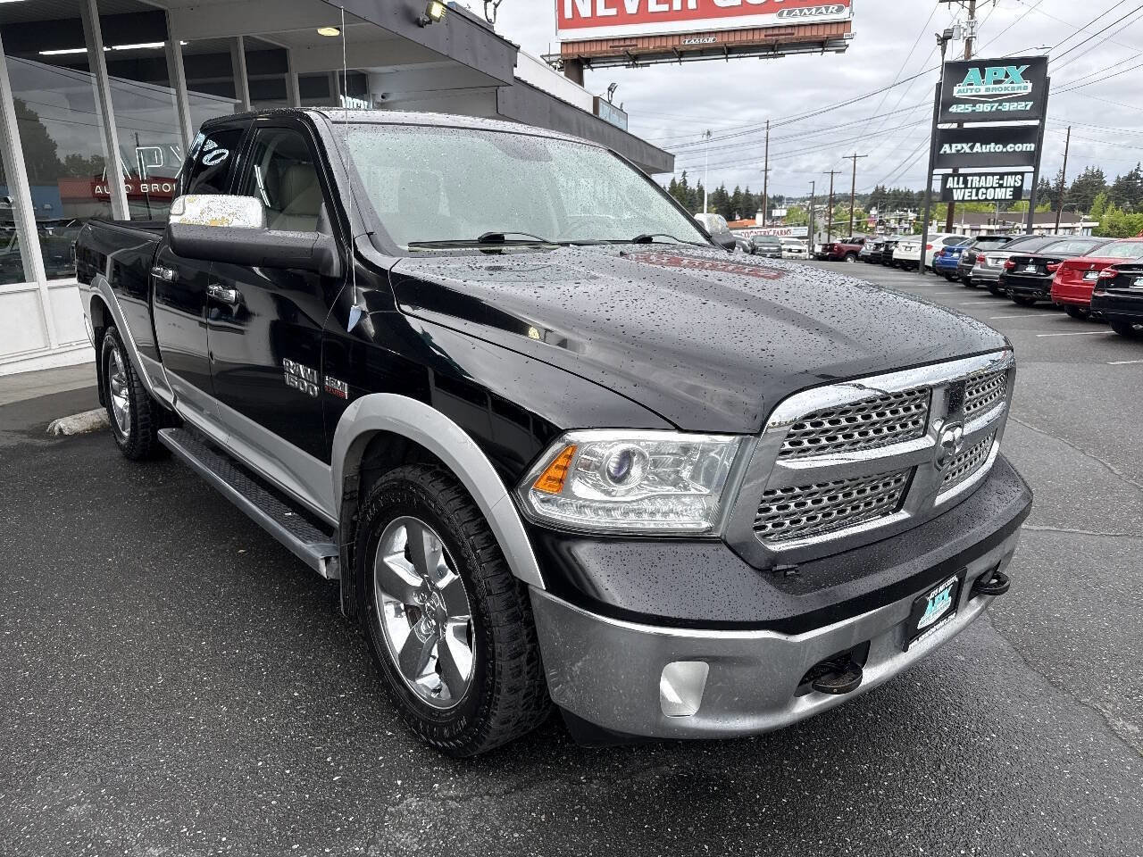 Used 2013 RAM 1500 Laramie w/ Convenience Group AWD/4WD image 11