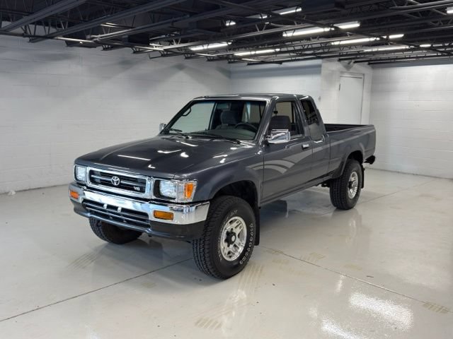 Used 1992 Toyota Pickup SR5 AWD/4WD image 1