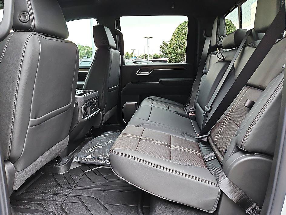 New 2026 Chevrolet Silverado 3500 High Country AWD/4WD image 12