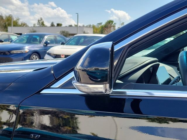 Used 2025 Cadillac CT4 Premium Luxury RWD image 9