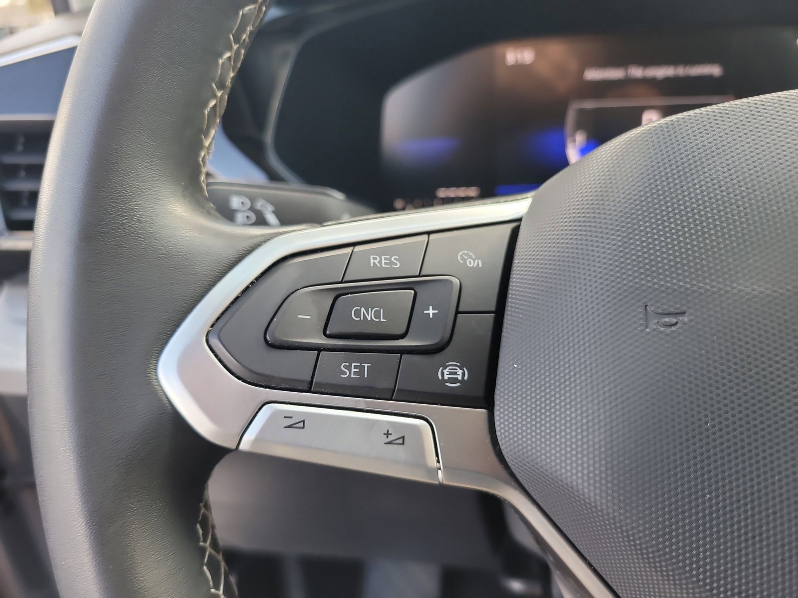 Used 2023 Volkswagen Taos S image 28