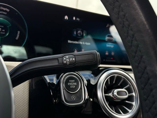 Used 2021 Mercedes-Benz A 220 4MATIC w/ Premium Package image 37