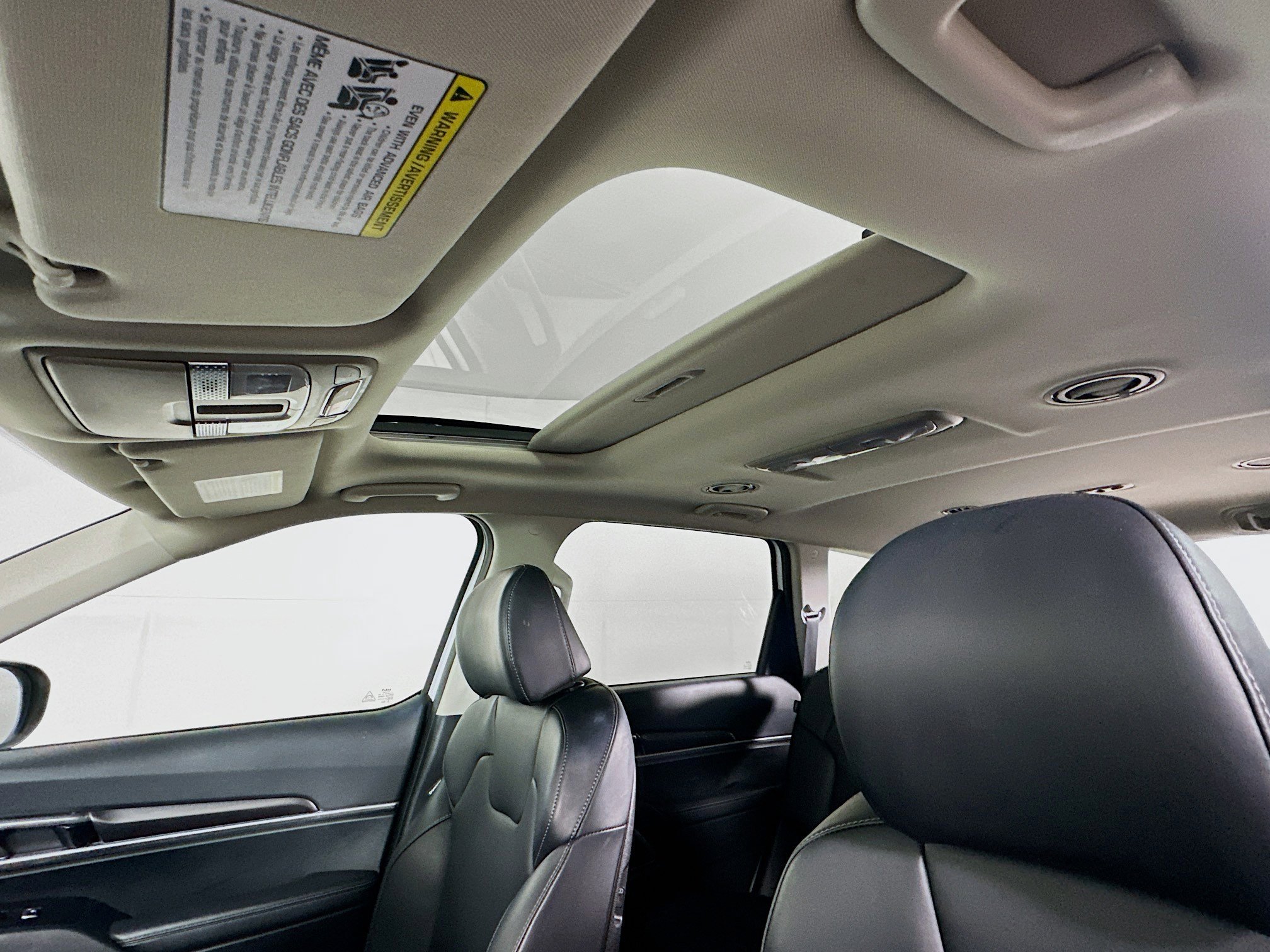 Used 2025 Kia Telluride S FWD image 26