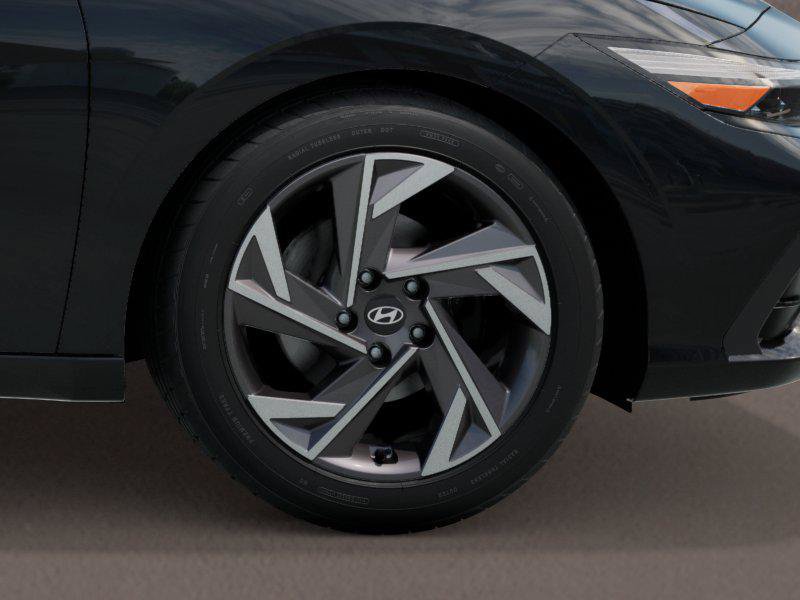 New 2026 Hyundai Elantra Limited FWD image 8