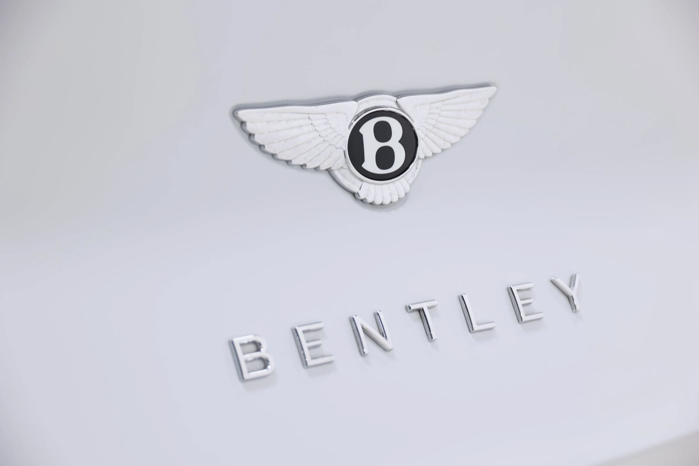 Used 2021 Bentley Bentayga w/ First Edition Specification AWD/4WD image 75