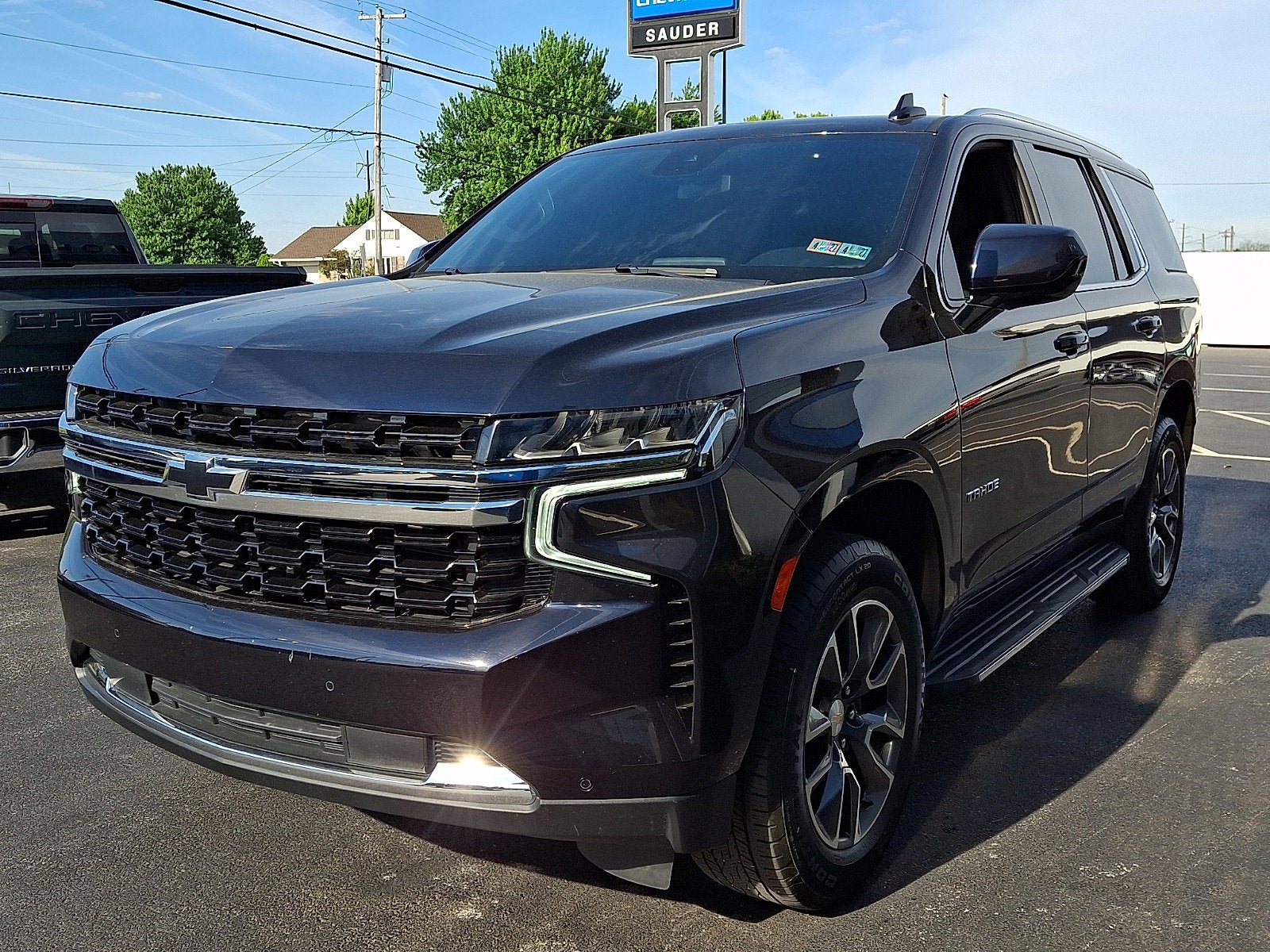 Used 2023 Chevrolet Tahoe LS w/ Driver Alert Package AWD/4WD image 3