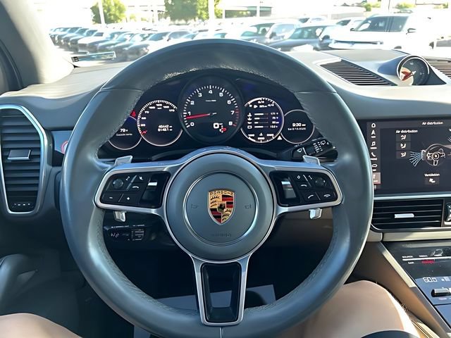 Used 2021 Porsche Cayenne AWD/4WD image 24