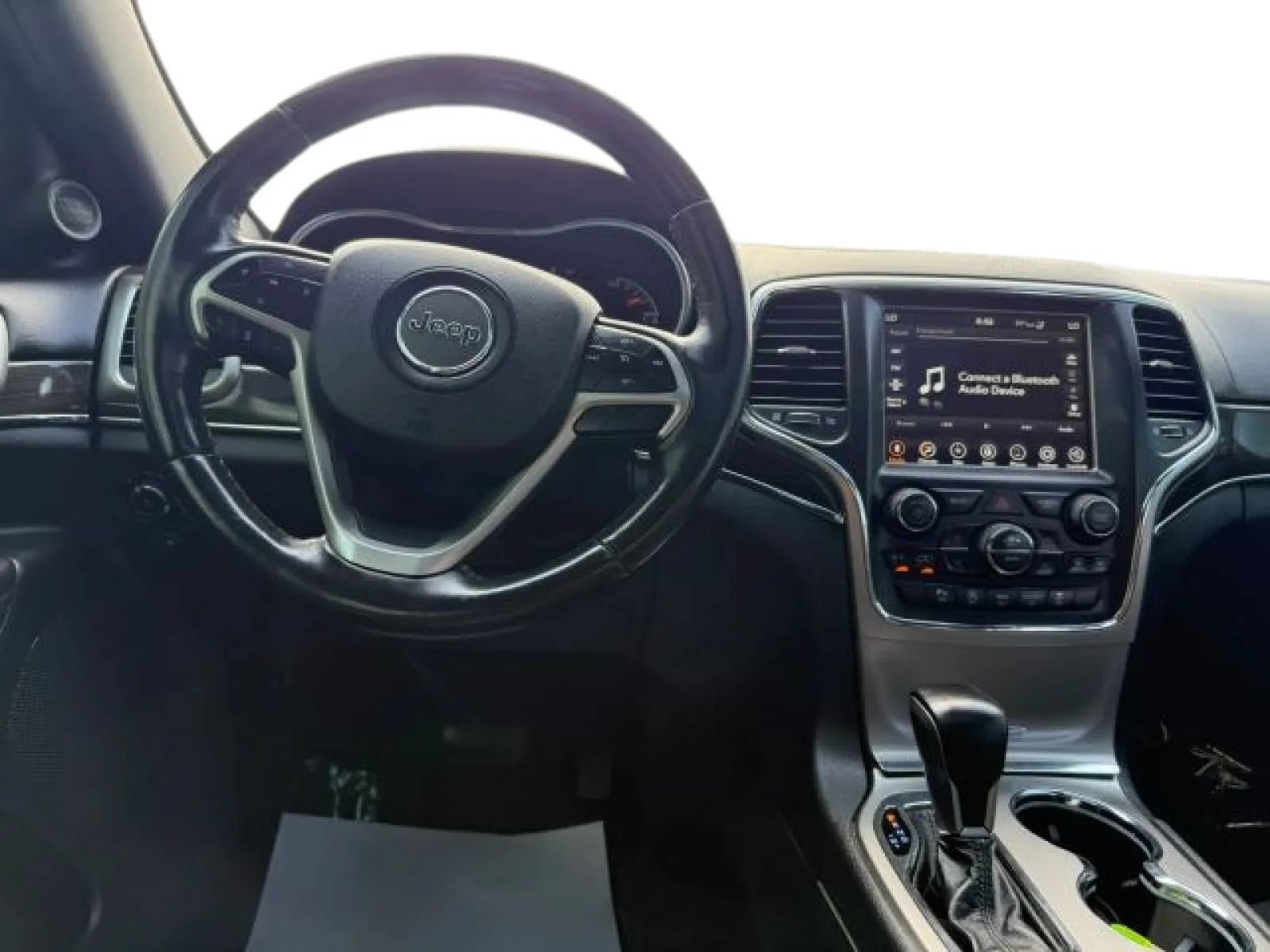 Used 2018 Jeep Grand Cherokee Overland AWD/4WD image 21