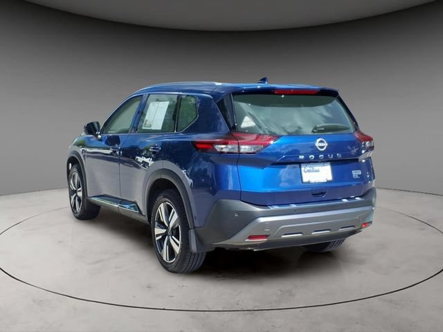 Certified 2023 Nissan Rogue SL w/ SL Premium Package FWD image 3