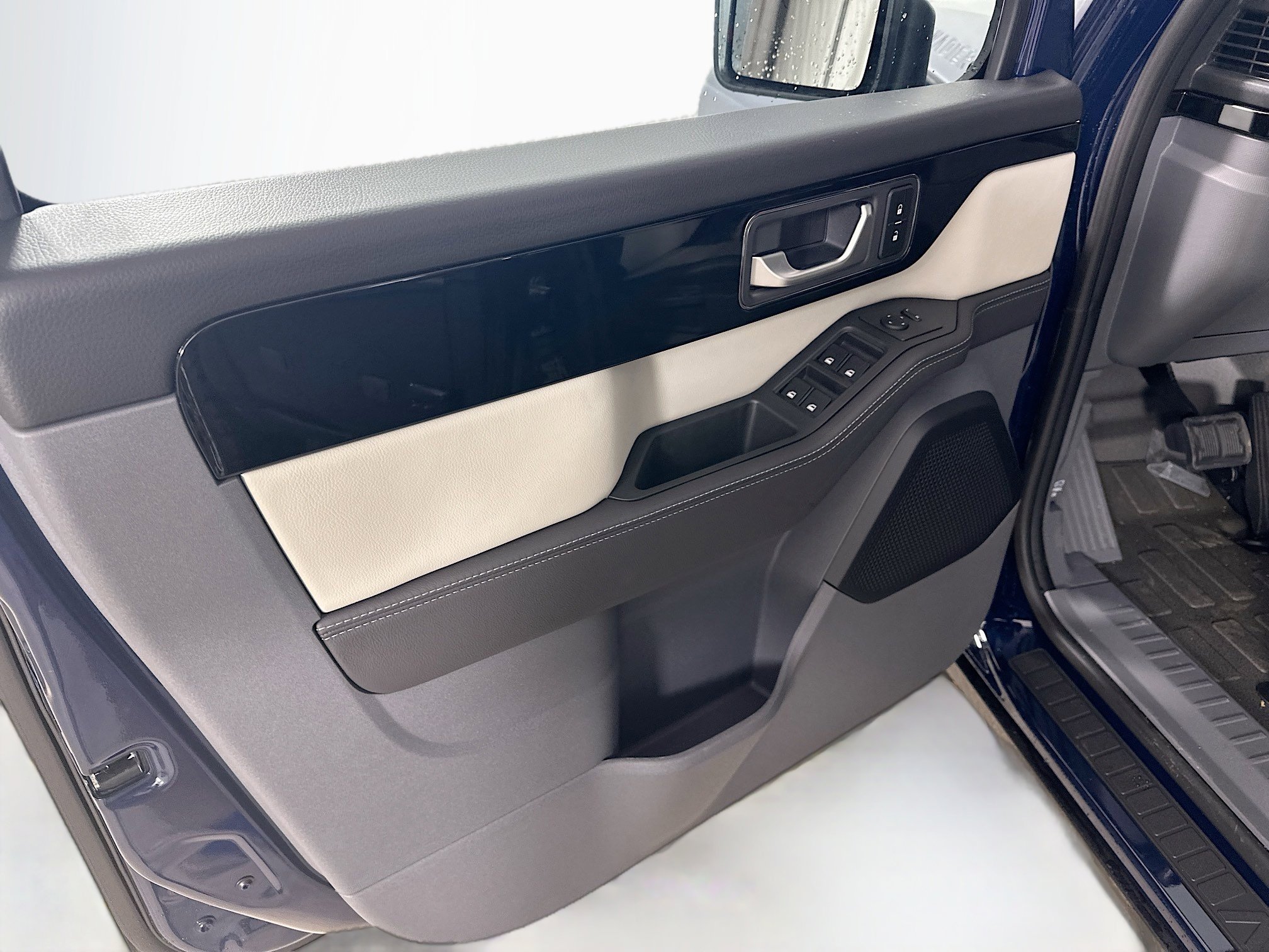 New 2025 INEOS Grenadier AWD/4WD image 17