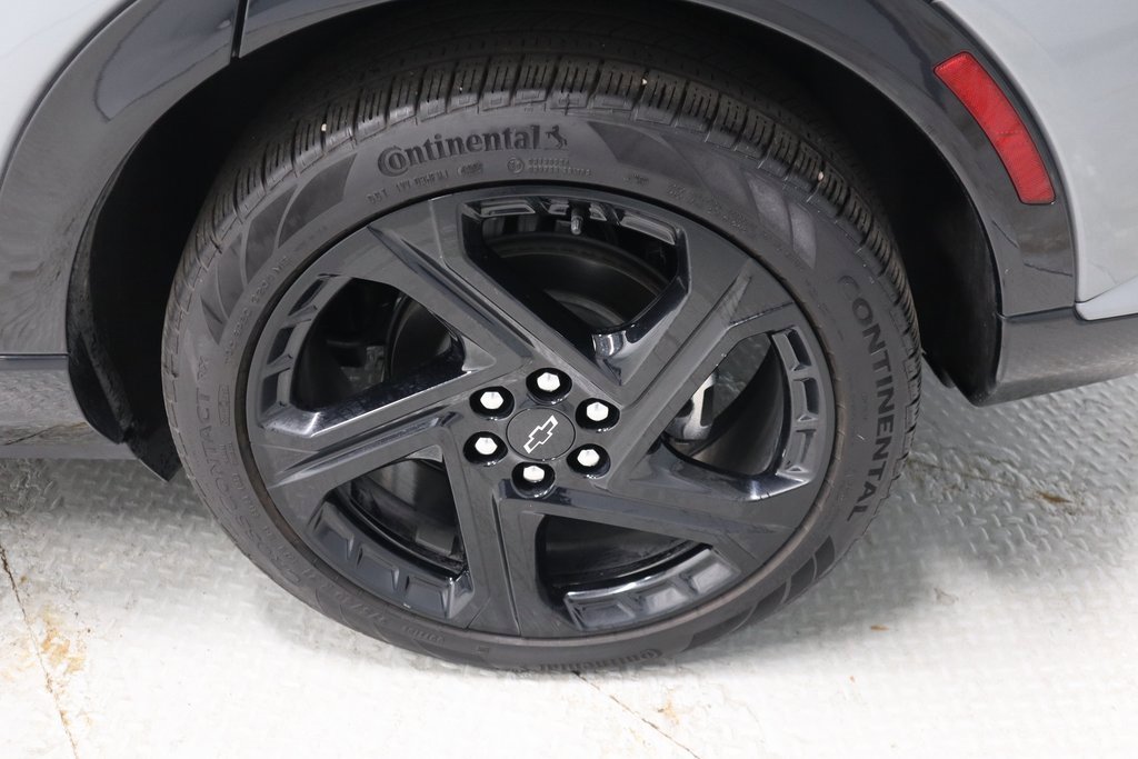 Used 2025 Chevrolet Equinox EV RS image 18