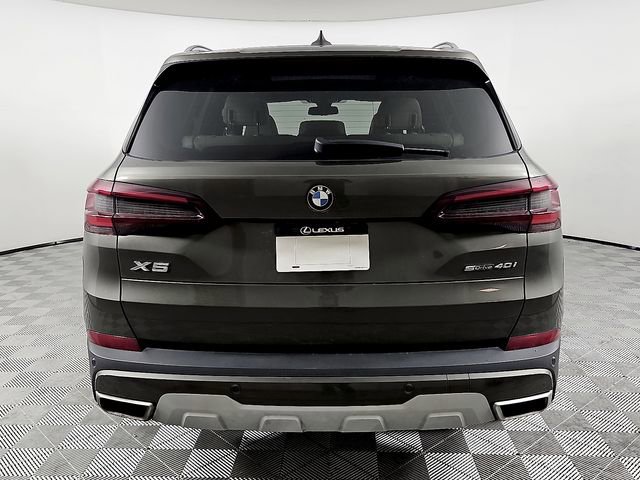 Used 2022 BMW X5 sDrive40i w/ Executive Package image 5
