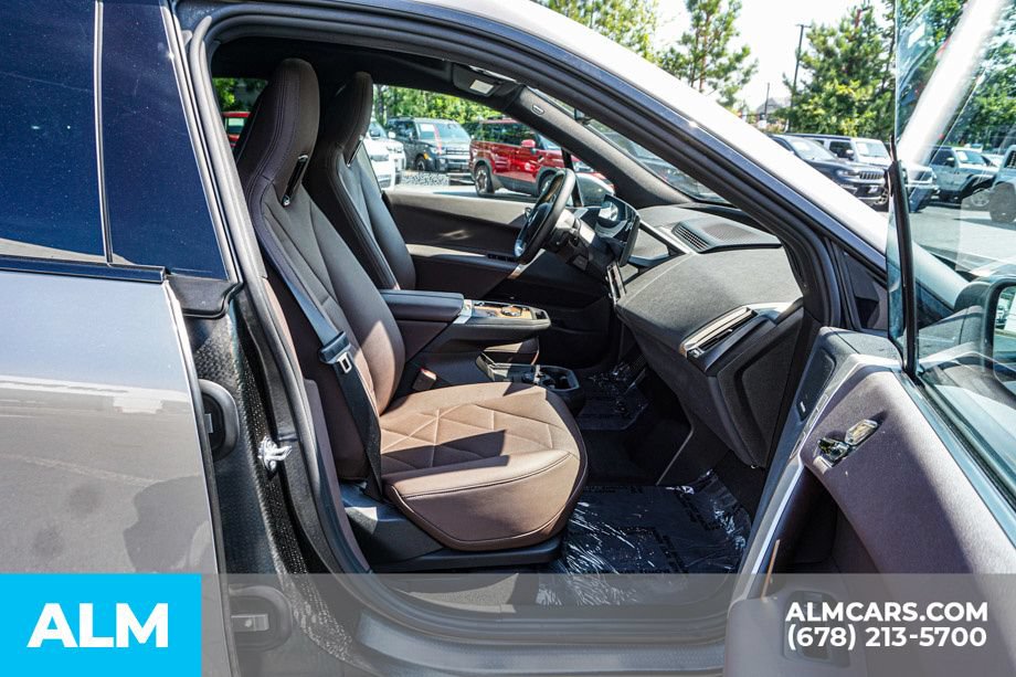 Used 2024 BMW iX xDrive50 w/ Convenience Package AWD/4WD image 23