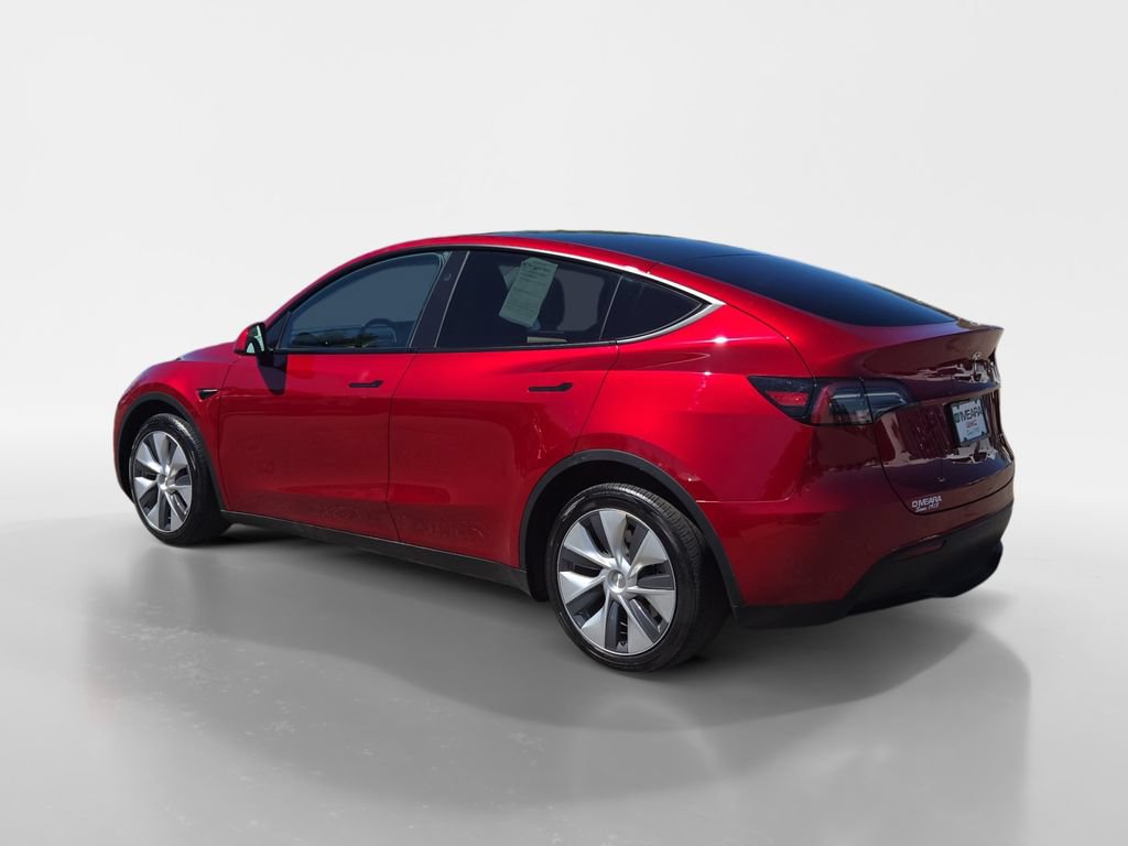 Used 2024 Tesla Model Y Long Range AWD/4WD video 3