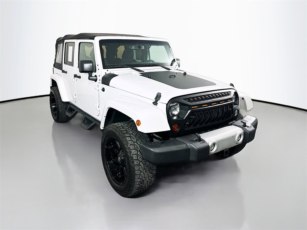 Used 2015 Jeep Wrangler Unlimited Sahara image 1