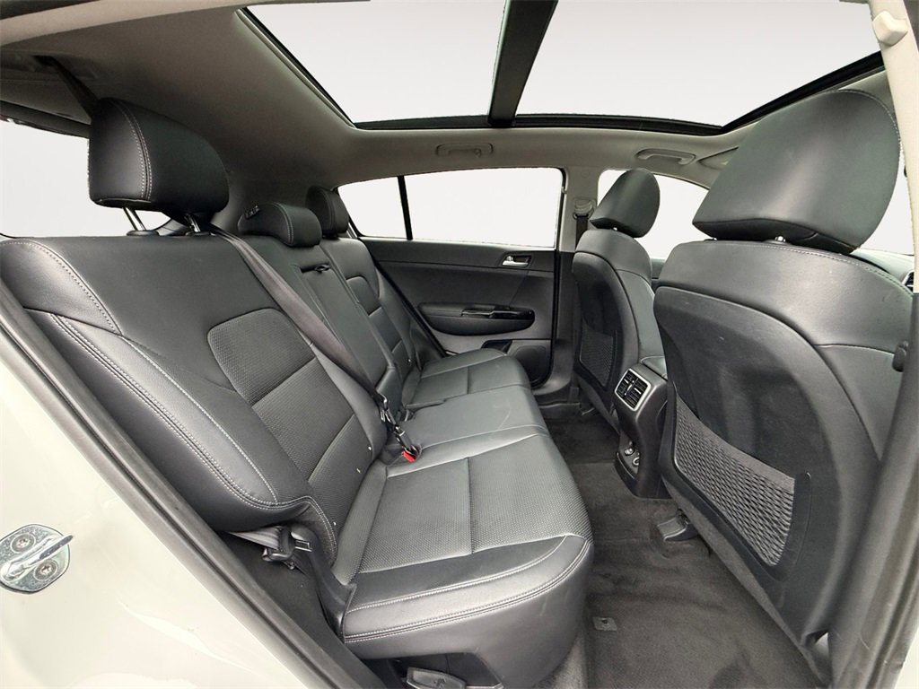 Used 2022 Kia Sportage EX image 15