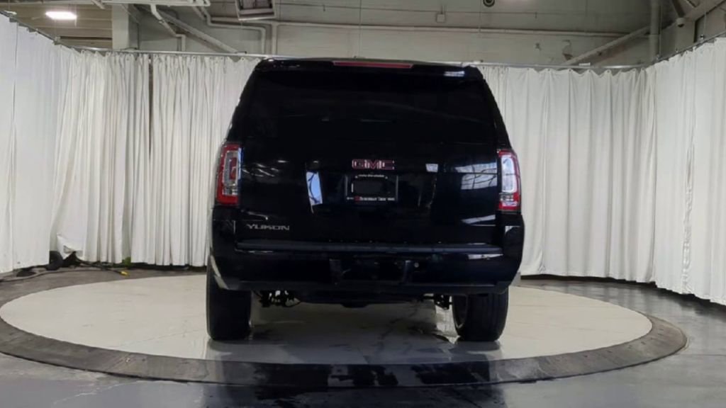 Used 2020 GMC Yukon SLT image 9