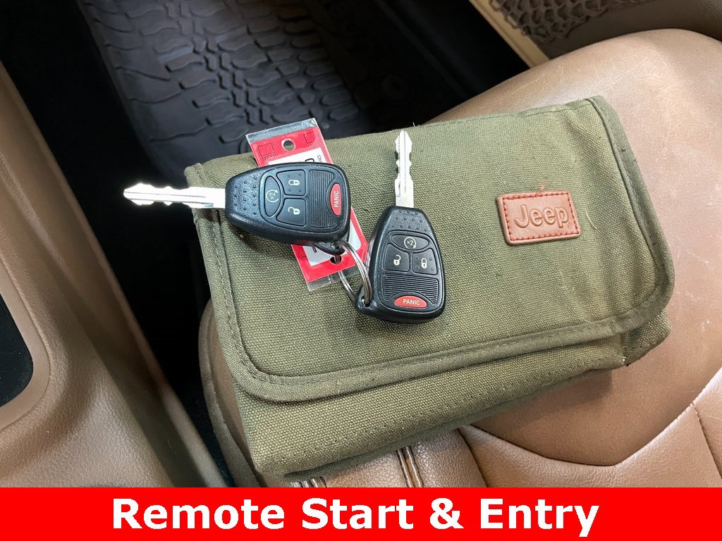 Used 2014 Jeep Wrangler Unlimited Rubicon image 4