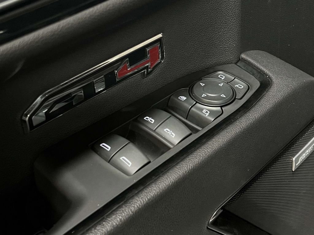 Used 2023 GMC Sierra 1500 AT4 w/ AT4 Preferred Package image 13