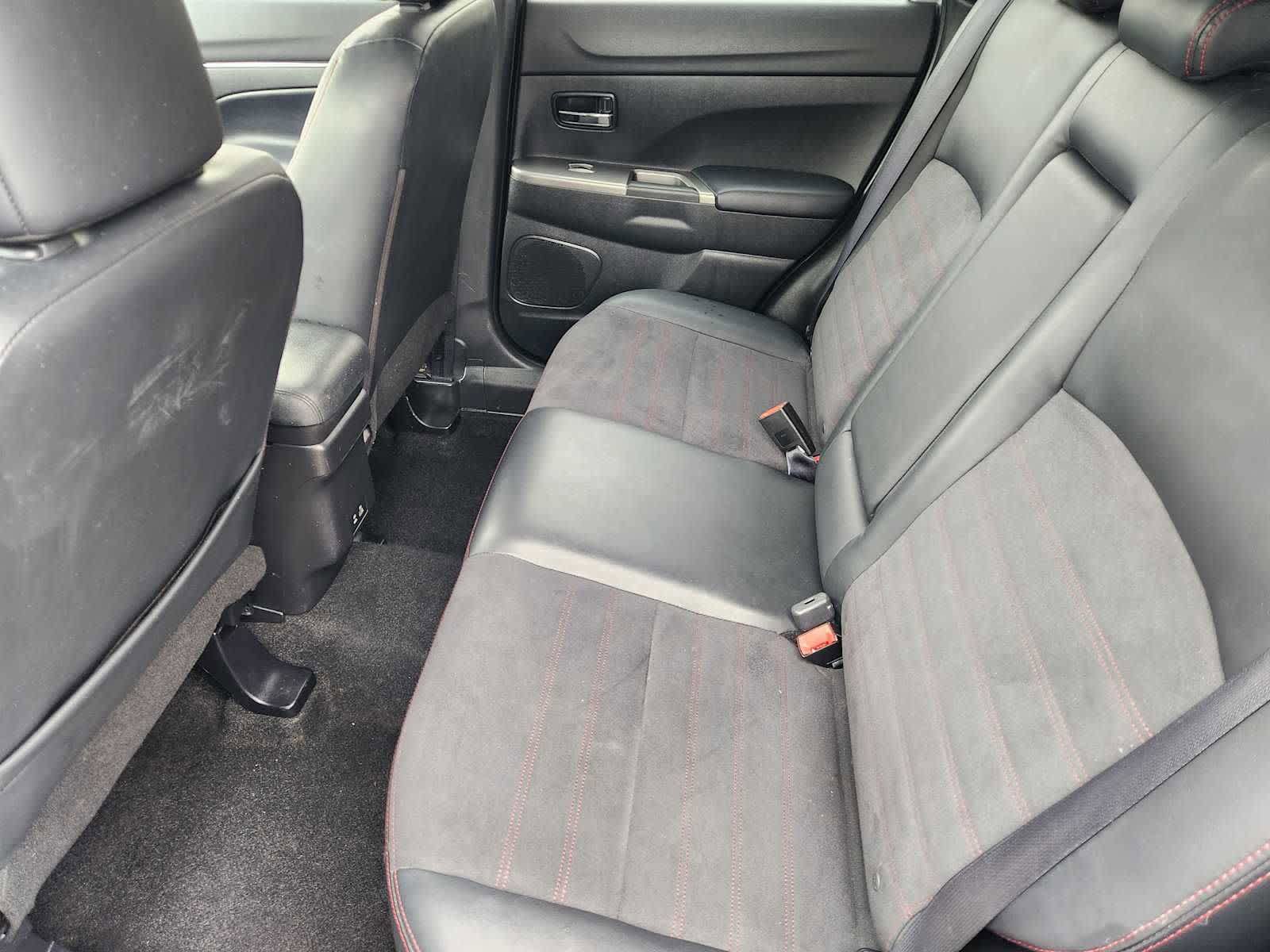 Used 2022 Mitsubishi Outlander Sport SE FWD image 29