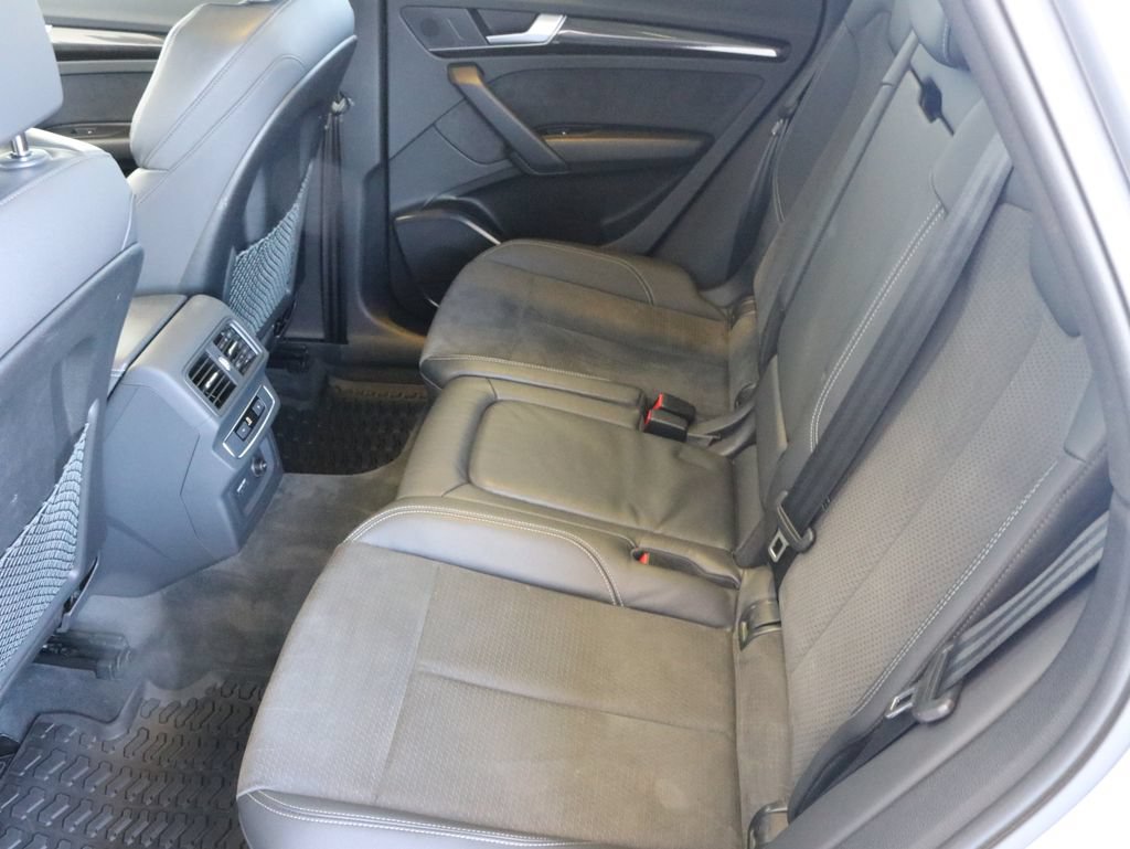 Used 2023 Audi SQ5 Premium w/ Convenience Package AWD/4WD image 32