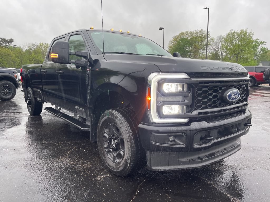 Used 2025 Ford F250 XL w/ STX Appearance Package AWD/4WD image 10