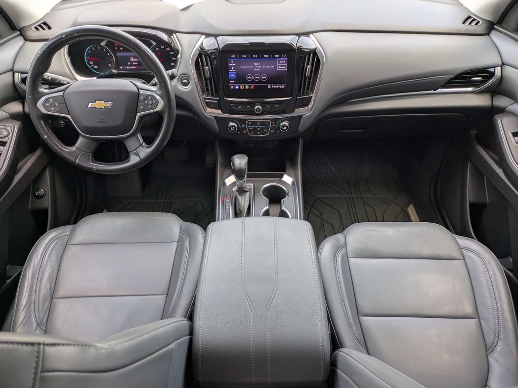 Used 2021 Chevrolet Traverse LT FWD image 15