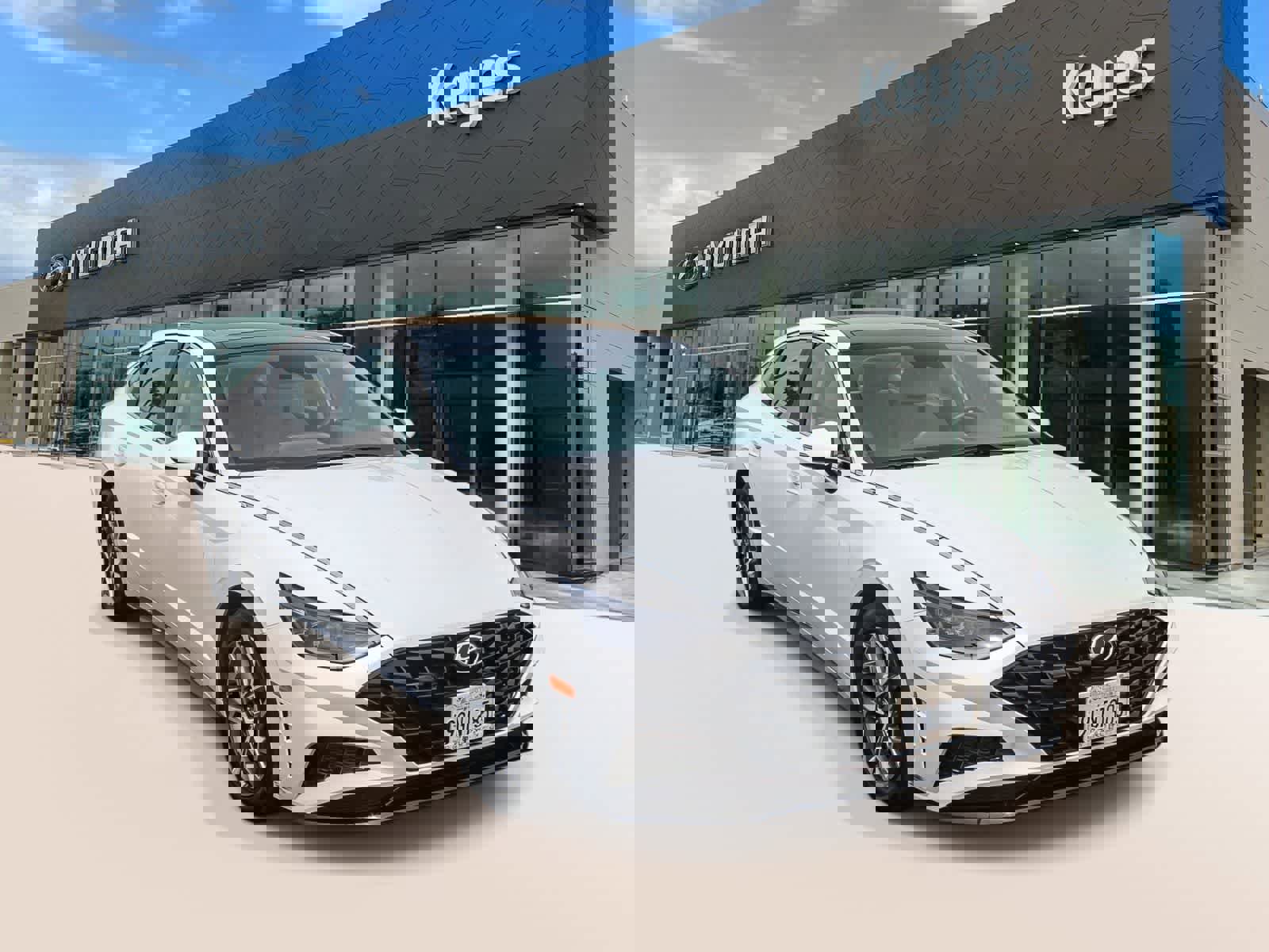 Certified 2023 Hyundai Sonata SEL w/ Convenience Package image 3