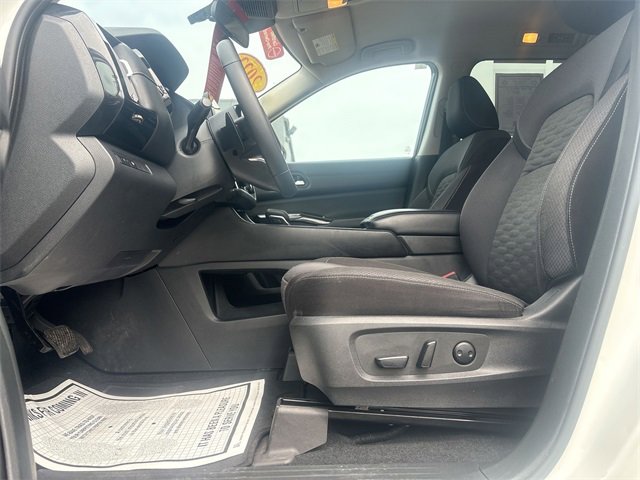 Certified 2022 Nissan Pathfinder SV image 12