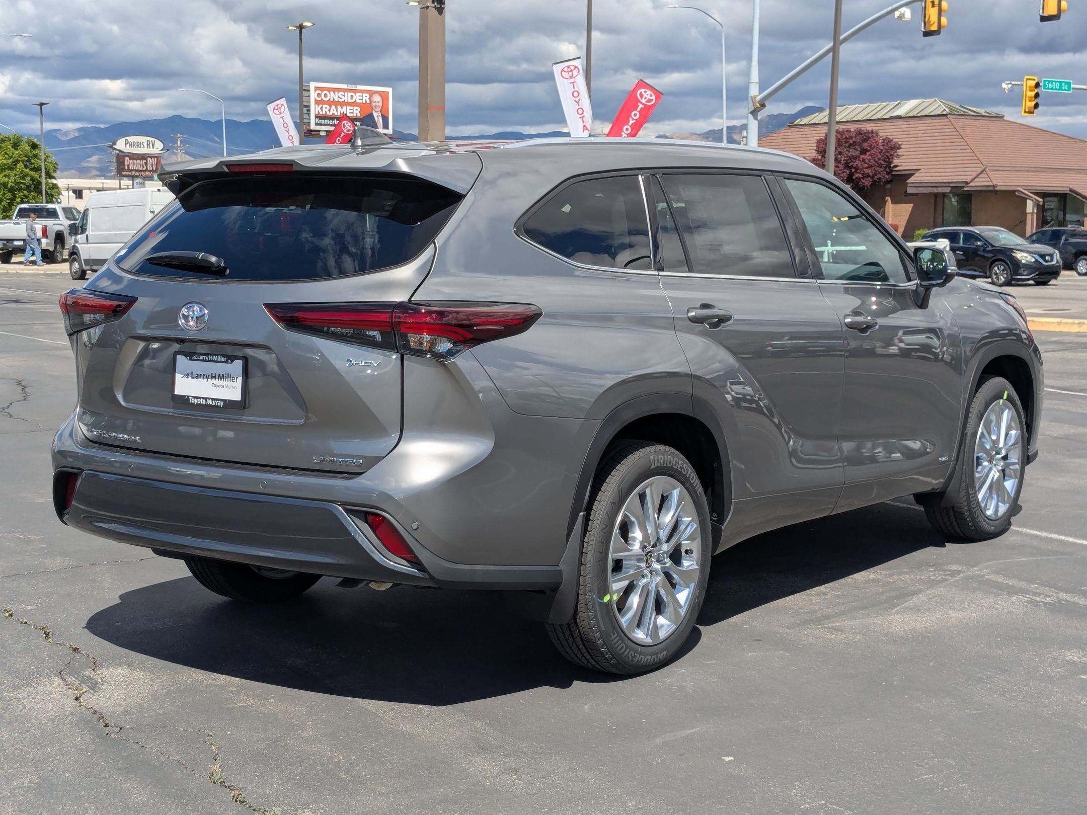 New 2026 Toyota Highlander Limited AWD/4WD image 5